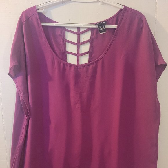 Torrid short sleeve blouse - Picture 2 of 2